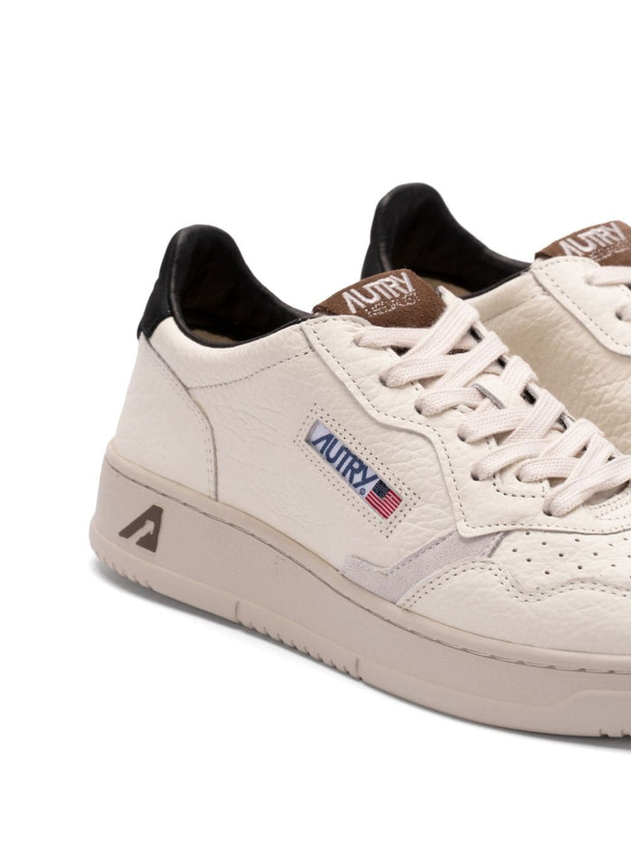 Autry Shoe White Black Men Medalist Low 3