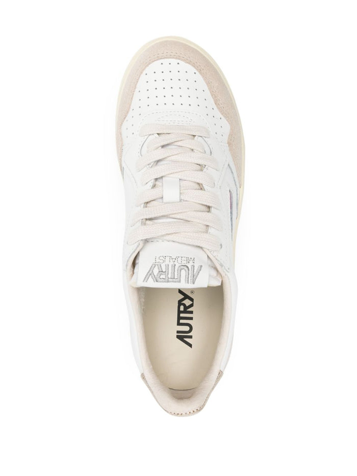 Autry Sneakers Oro Donna 2