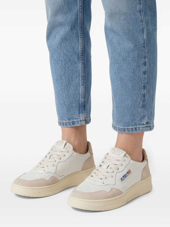 Autry Sneakers Oro Donna 5