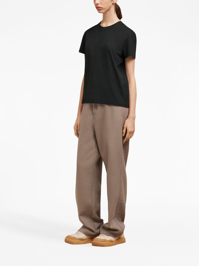 Ami Paris – Schwarzes Herren-T-Shirt mit farblich abgestimmter Herzstickerei 4