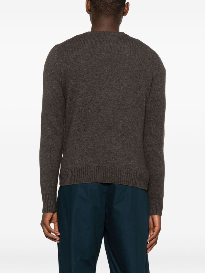 Unreiner brauner Herrenpullover 3