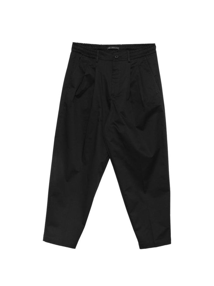 Low Brand Black Man Pants 1