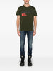 Dsquared2 T-shirt Verde Uomo Logo Keep Movin Around 1