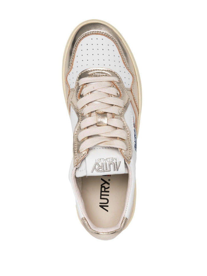 Autry Shoe White Gold Women Medalist Low 4