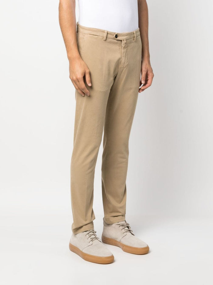 Pantalone Beige con Chiusura Nascosta e Gamba Dritta 1